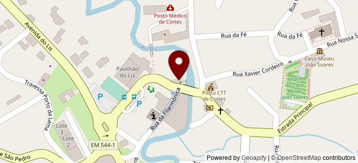 Largo Poeta Marques da Cruz, Cortes