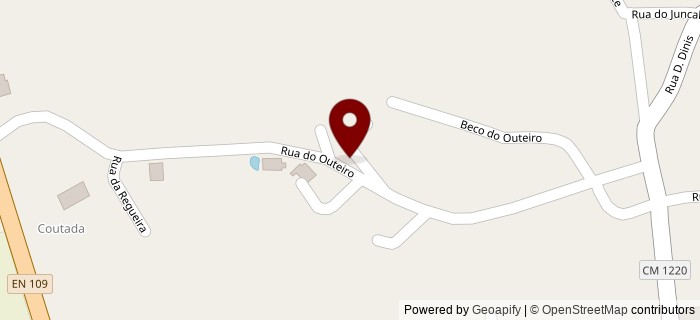 Travessa do Outeiro, Ch�s