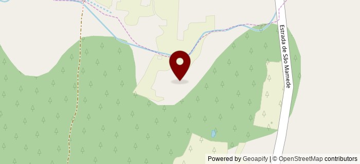 Azinhaga da Cabe�a Negra, Janas