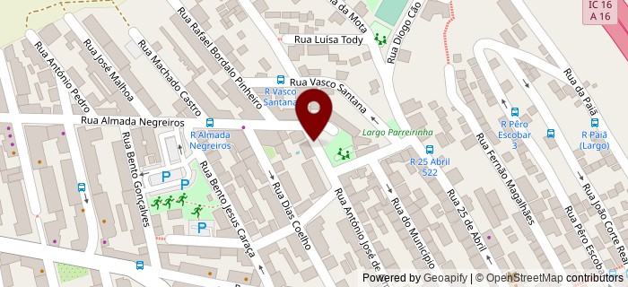 Largo Jo�o Villaret, Amadora