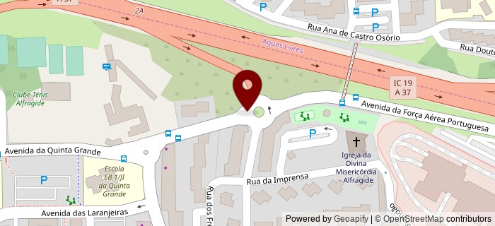 Pra�a Lu�s Duque, Amadora