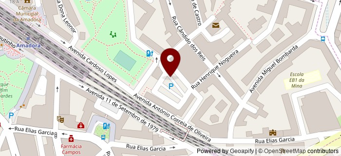 Pra�a Mestre Sim�es de Almeida, Amadora