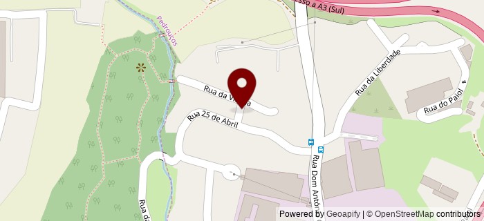 Travessa 25 de Abril, Maia