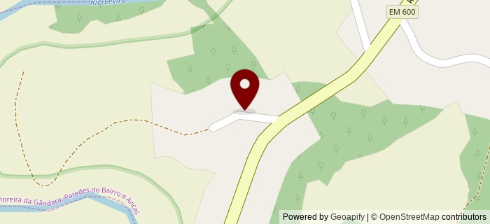 Travessa da Requeixada, Grou