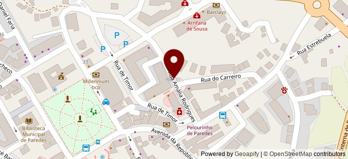 Rua Am�lia Rodrigues, Paredes