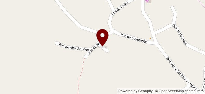 Travessa Facho, Carreira