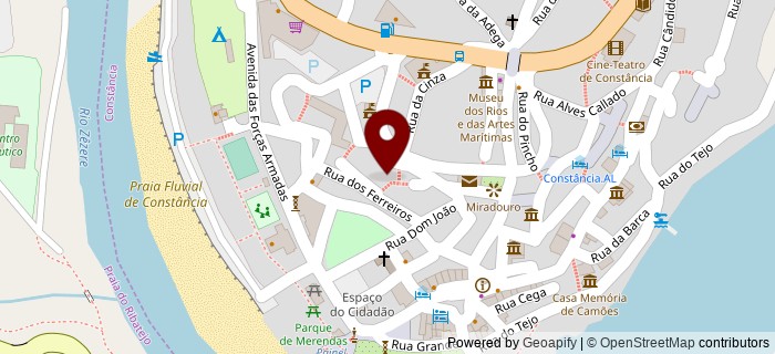 Beco dos Ferreiros, Alcanh�es