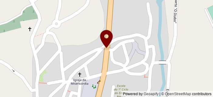 Largo do Bar�o, Pernes