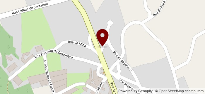 Rua 5 de Outubro, Trem�s