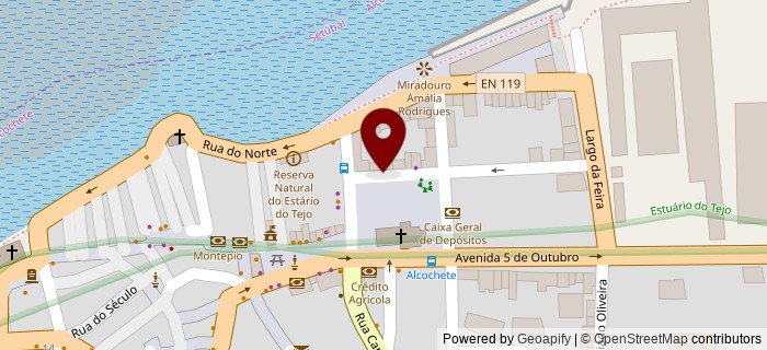 Largo Almirante Gago Coutinho, Alcochete