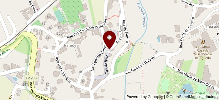 Rua do Beco, Paredes