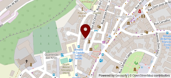 Praceta Doutora Adelaide Coutinho, Almada