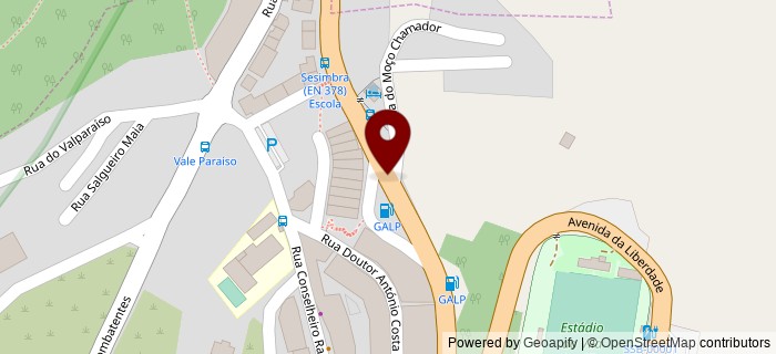 Pra�a Jo�o Pereira Ramada Crespo, Sesimbra