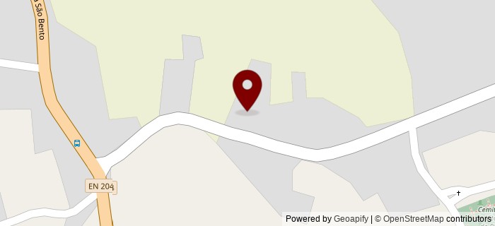 Rua da Casa Nova, Vitorino dos Pi�es