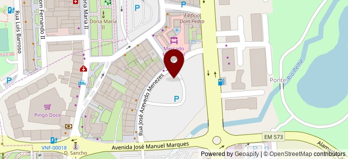 Pra�a Mouzinho de Albuquerque, Vila Nova de Famalic�o