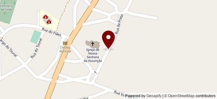 Largo Professor Domingos Manuel Rodrigues, Izeda