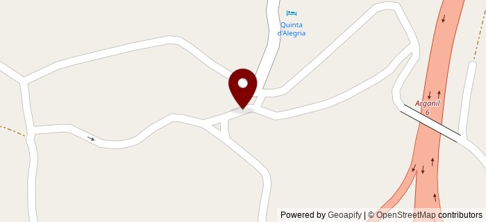 Largo Jos� Teles Corte Real, T�bua